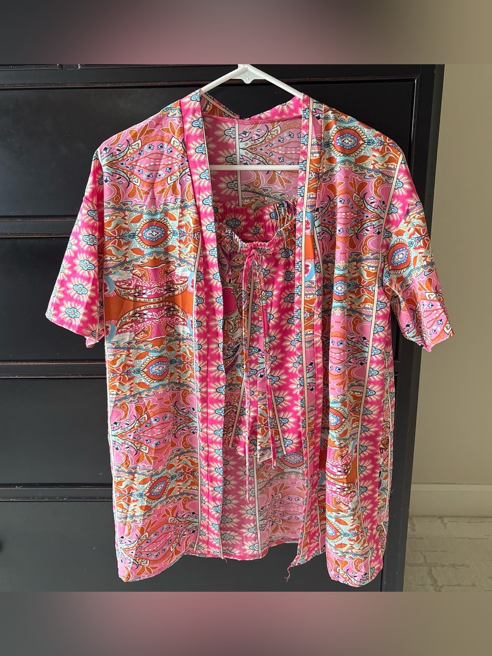 Boho Pink Paisley Open Front
Kimono Top & Shorts Set Small - Picture 3 of 4